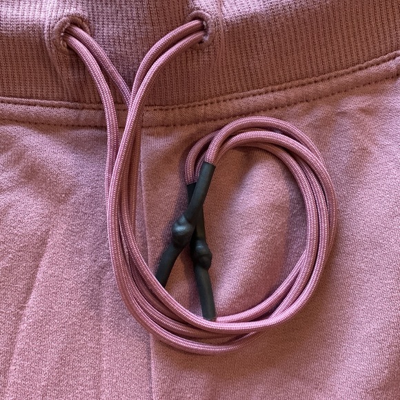 Active Wear - Picture 3 of 7